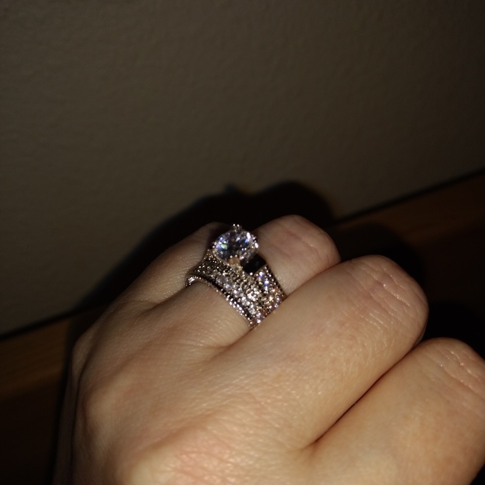 Wedding ring set - Picture 6 of 6